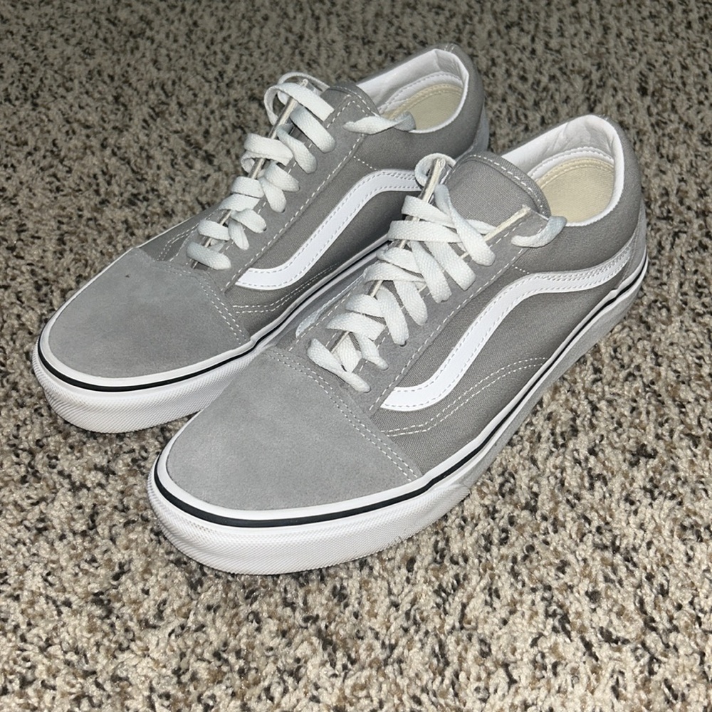 Men’s Vans - Picture 2 of 7